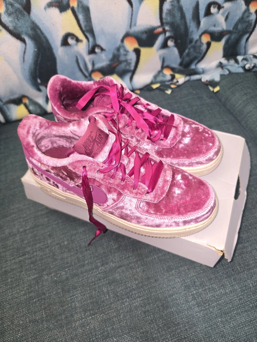 Nike Air Women’s Velvet Low-Top Sneakers in Pink